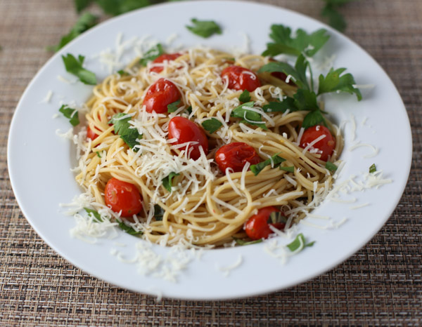 Pan Roasted Tomatoes and Garlic Pasta