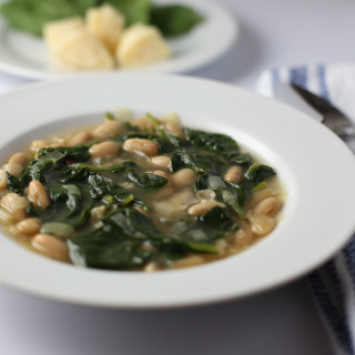 Spinach Leek and White Bean Soup