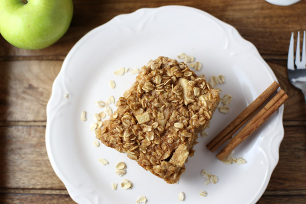 Apple Cinnamon Baked Oatmeal