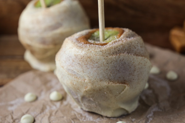 Apple Pie Caramel Apples