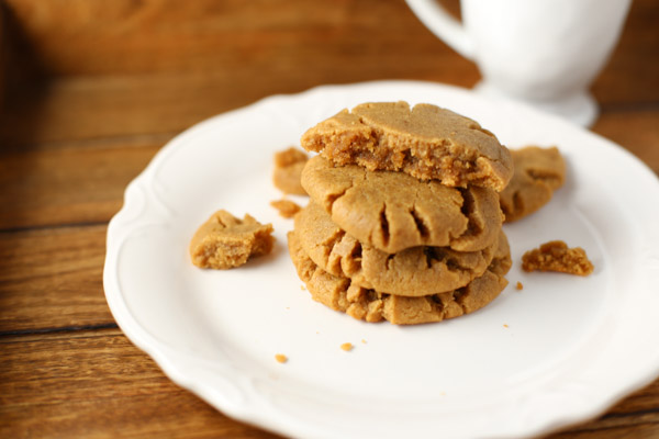 Flourless Peanut Butter Cookies