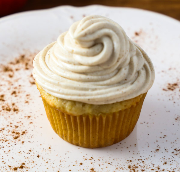 Apple Spice Cupcakes with Cinnamon Cream Cheese Frosting