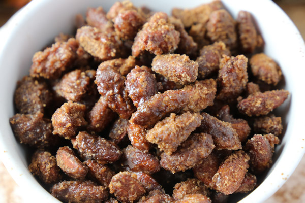 Slow Cooker Cinnamon Candied Almonds