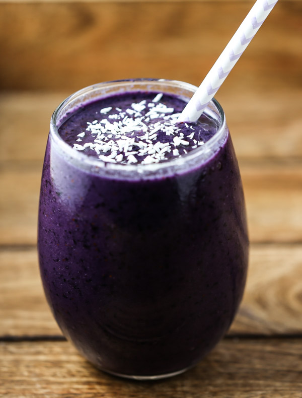 Blueberry Pineapple Coconut Smoothie