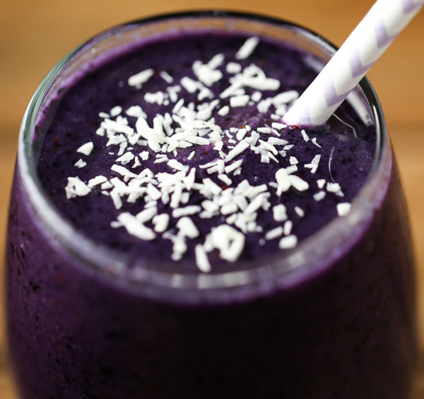 Blueberry Pineapple Coconut Smoothie