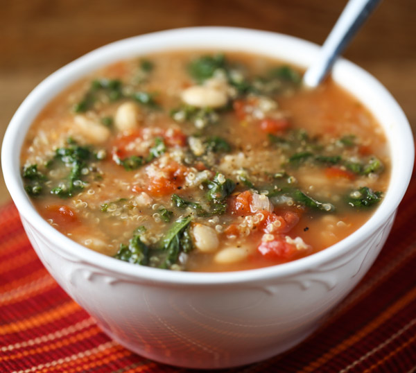 Slow Cooker Kale and Quinoa Soup - Tabs & Tidbits