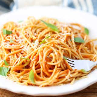 Macella Hazan's Tomato Sauce