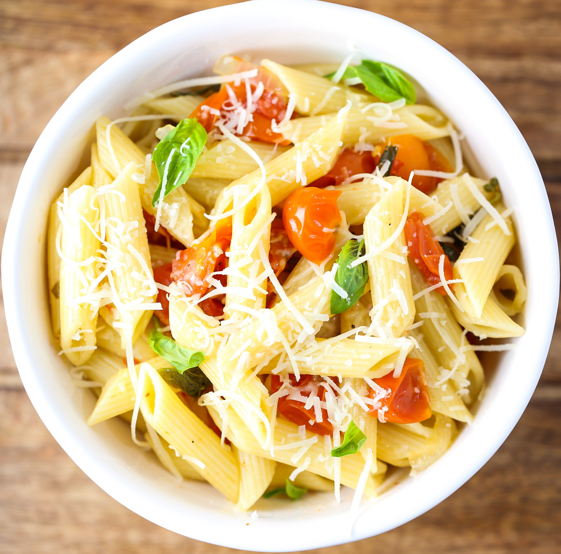 One Pot Pasta with Tomatoes & Basil