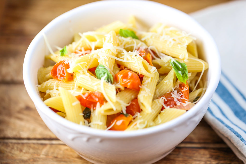 One Pot Pasta With Tomatoes And Basil Tabs And Tidbits