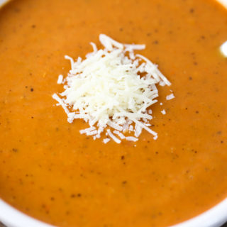Slow Cooker Roasted Tomato Bisque