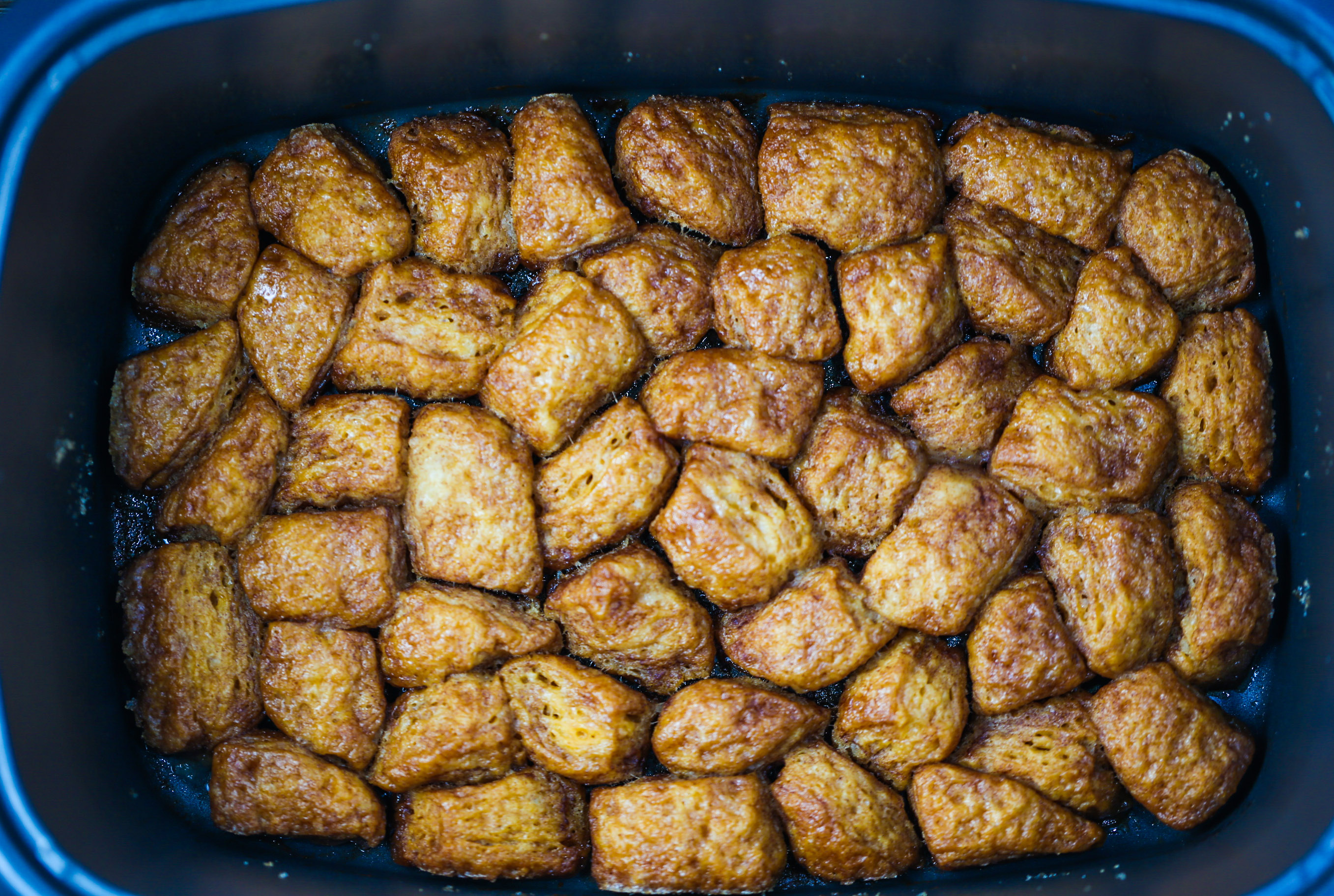 Slow Cooker Monkey Bread