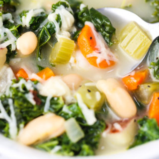 Veggie Bean Kale Soup
