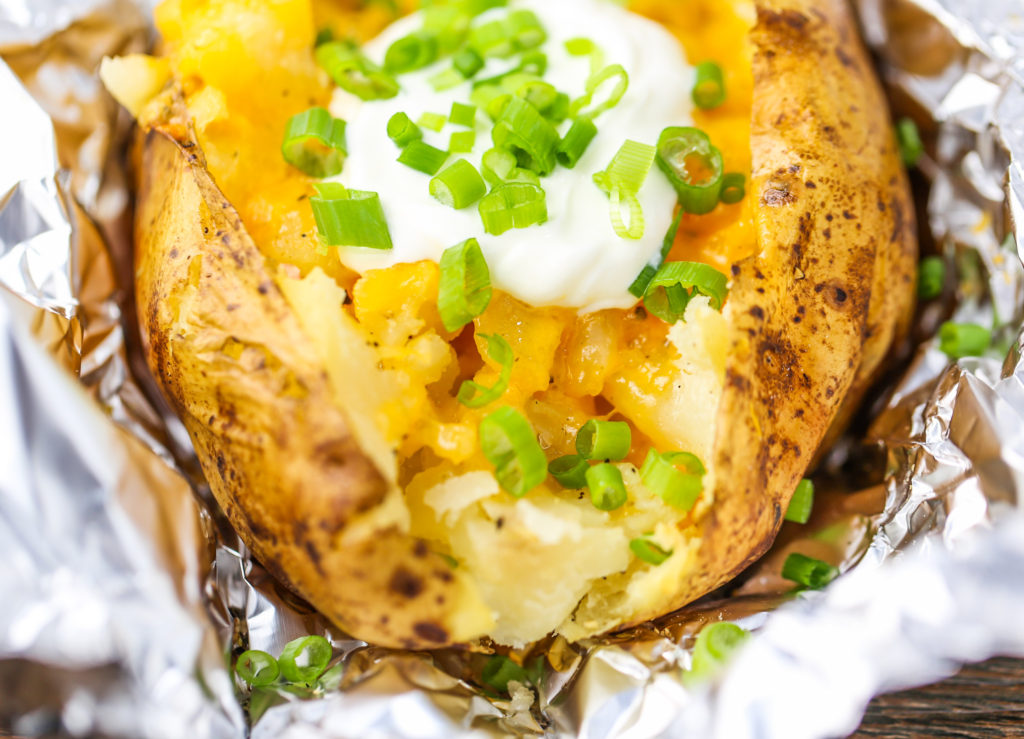 Slow Cooker Baked Potatoes Tabs & Tidbits
