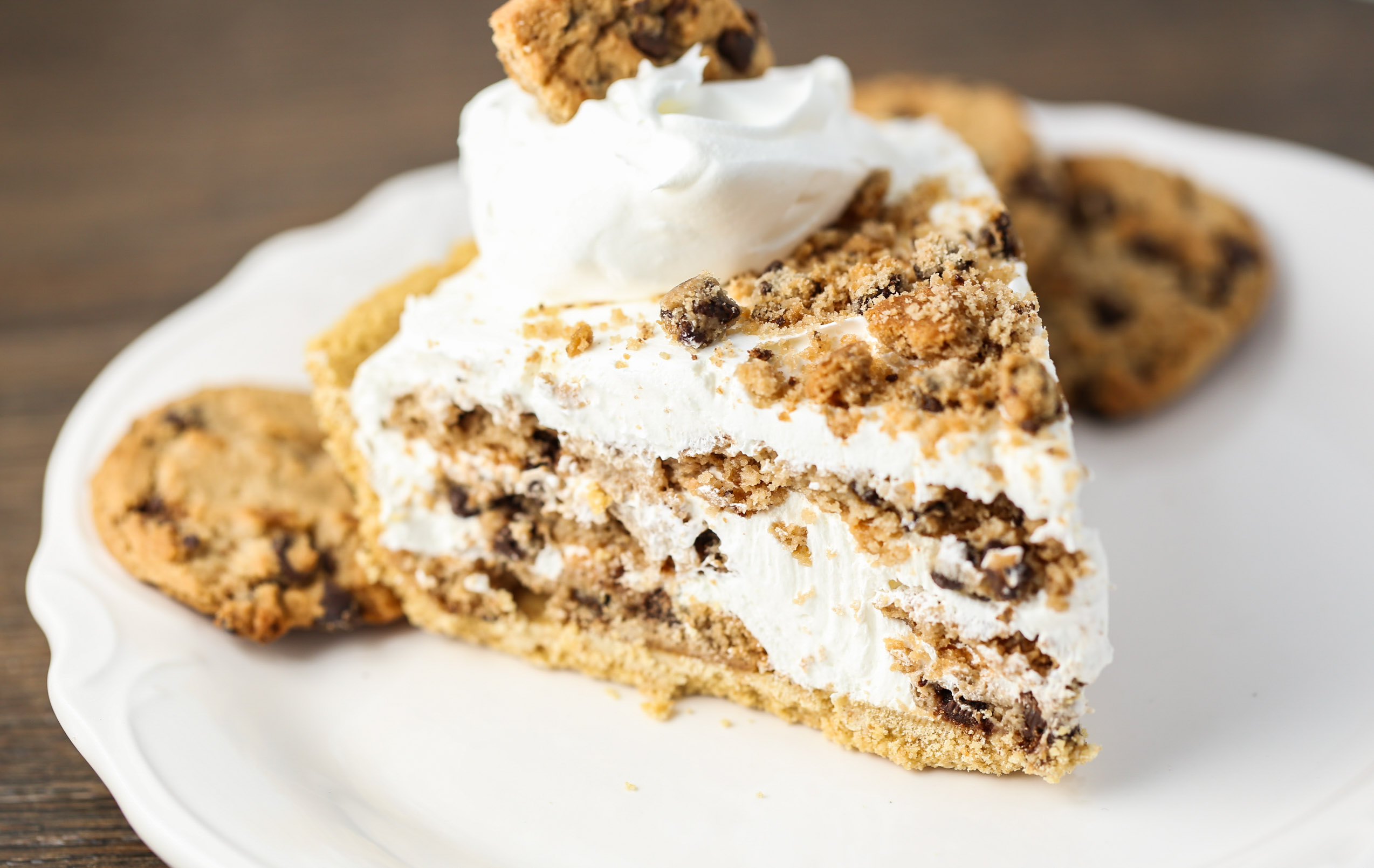 Easy No Bake Chocolate Chip Cookie Pie