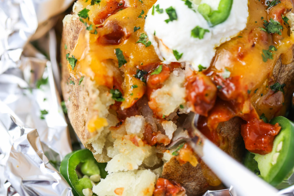 Chili Cheese Baked Potatoes Tabs And Tidbits